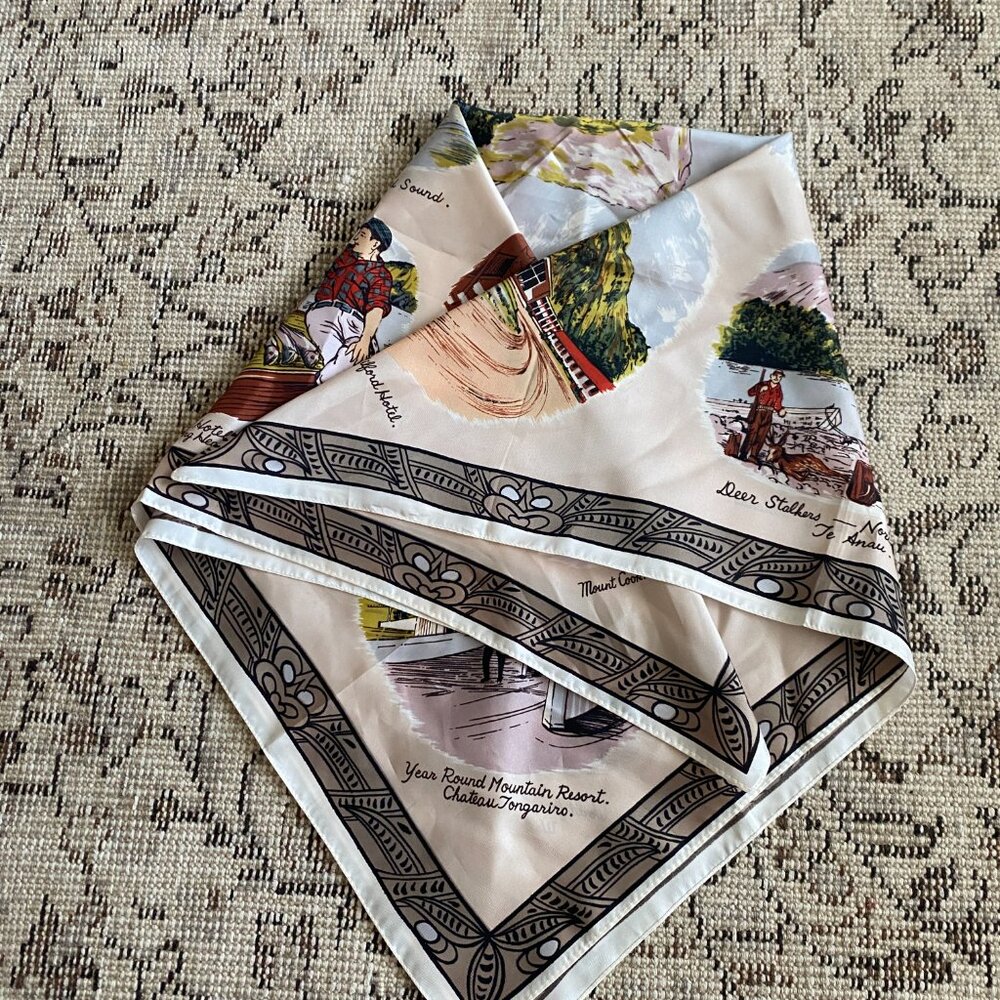 Italian Scarf - Picture 4 of 4